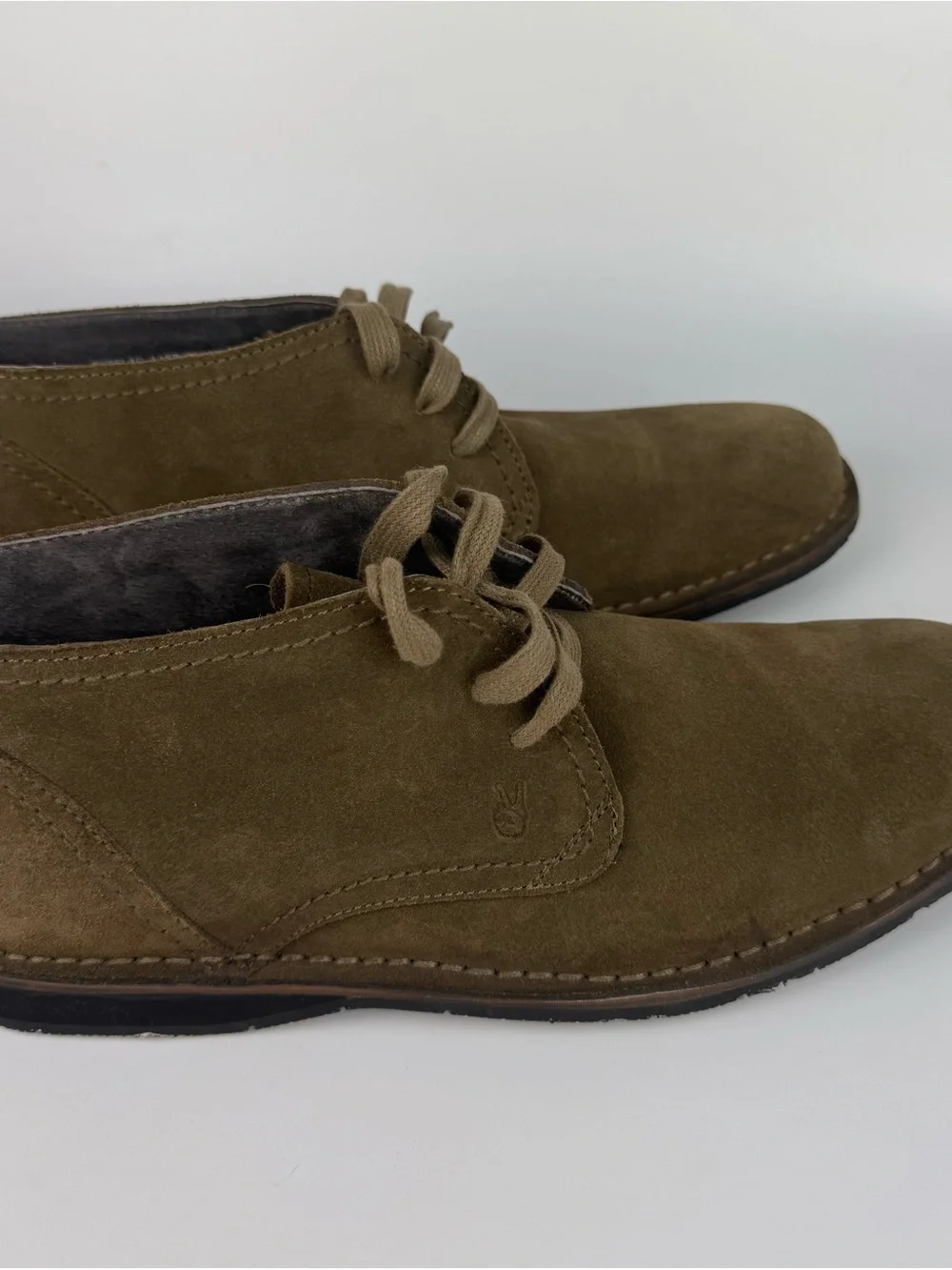 John Varvatos Chukka Ankle Boots Mens Olive/Tan Suede Lace Up Ankle Size 9M